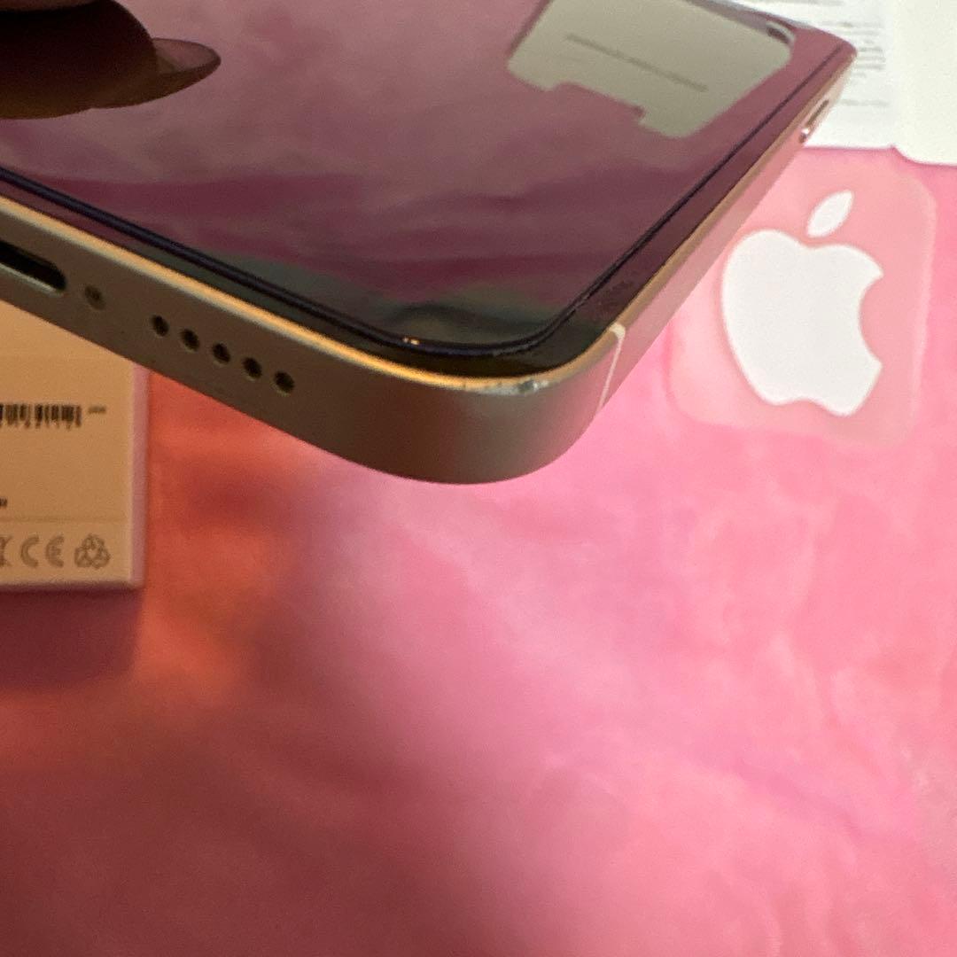 Apple iPhone 12 ホワイト 本体 SIMフリー 画面割れ無 箱有