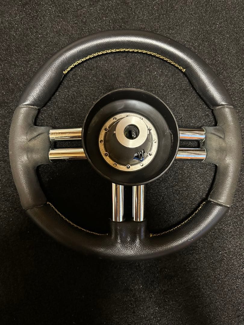 MOMO ステアリング ハンドル レザー