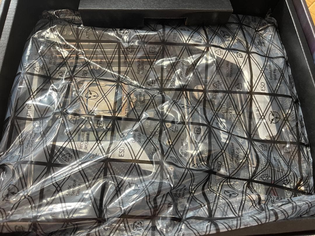 i7-9700K ＆ MSI MPG Z390 セット