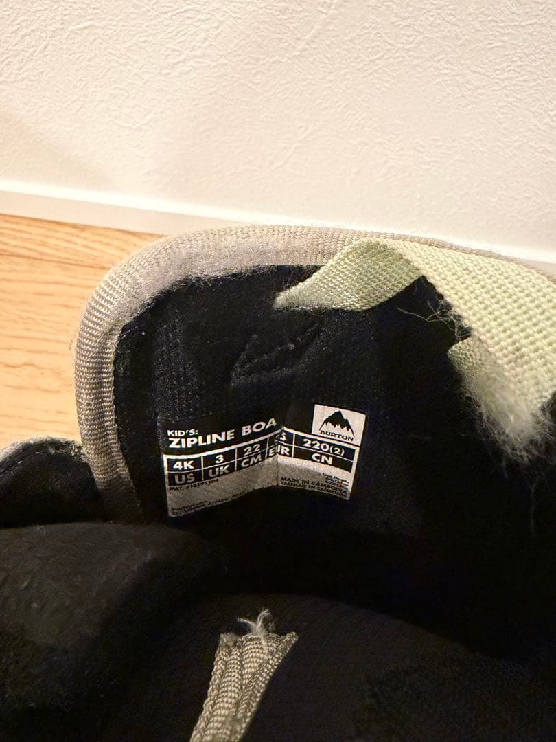 burton boaキッズ22cm　子ども用スノーボードブーツ グレー