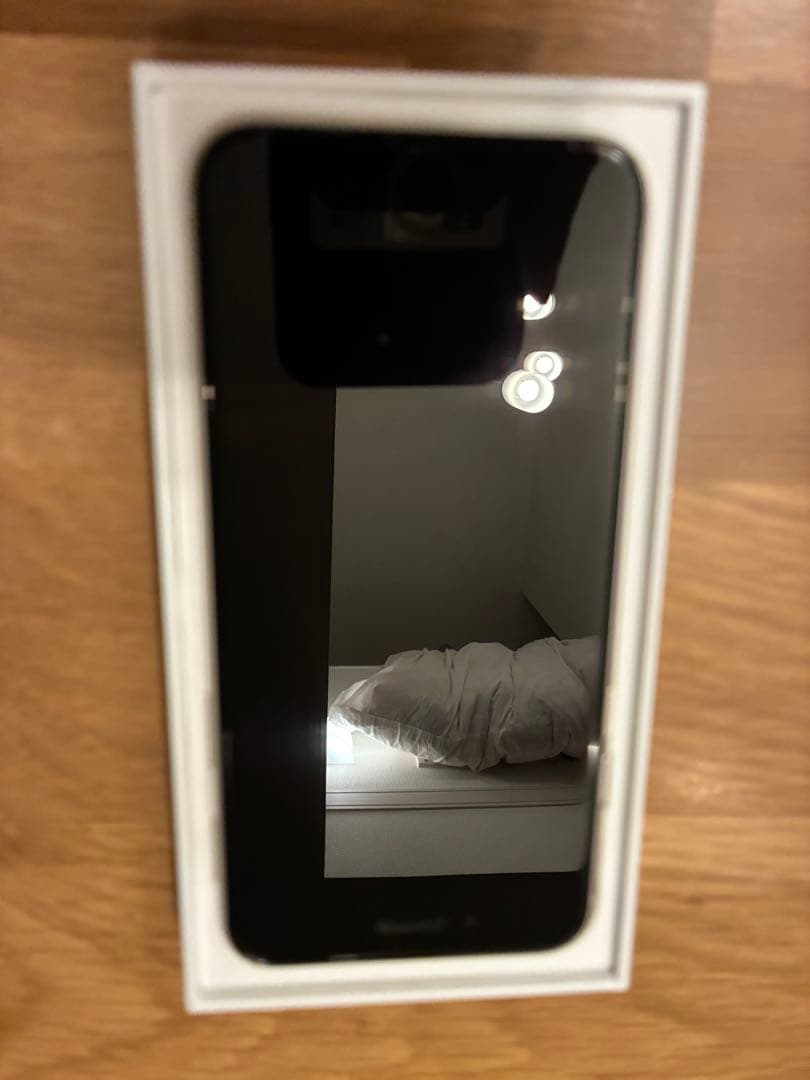 Apple iPhone SE第3世代64GB 美品SIMフリー　スターライト