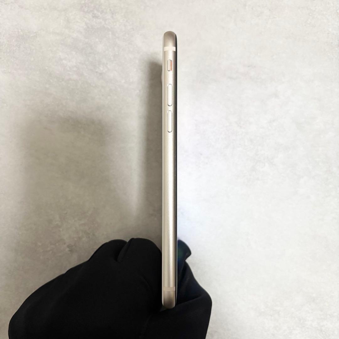 美品 iPhone SE 第3世代 64GB ホワイト バッテリ100% 261