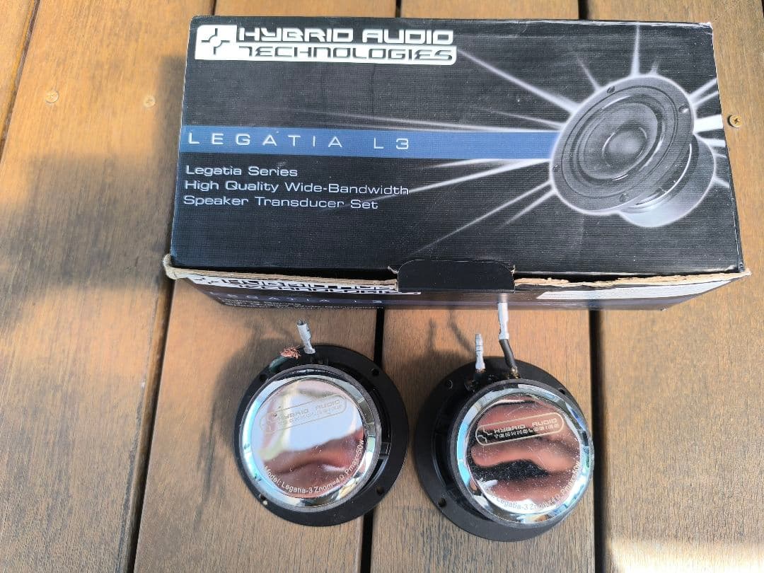 Hybrid Audio Legatia L3中古　ペア