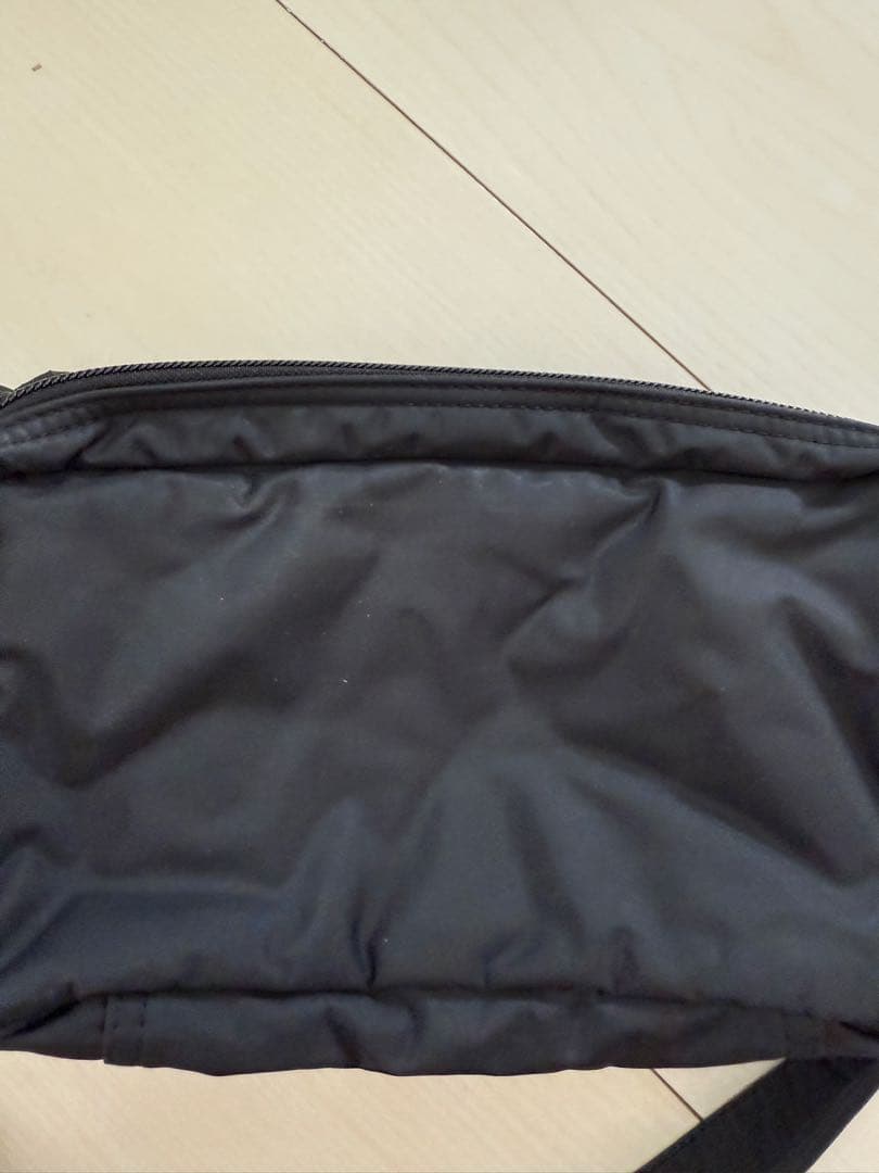 ヘッドポーター　ブラックビューティー　サコッシュ　ショルダーバッグ