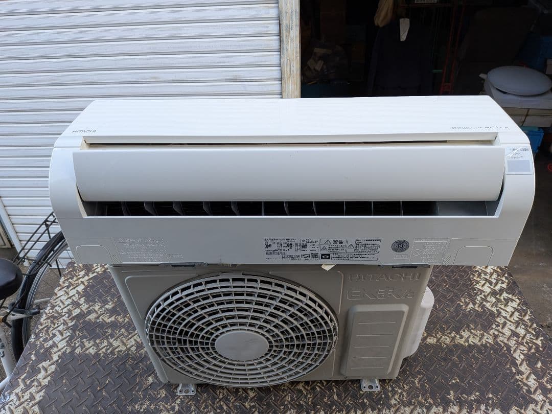 日立・ルームエアコン・DBKシリーズRAS-D22LBK-W 6畳用2021年製