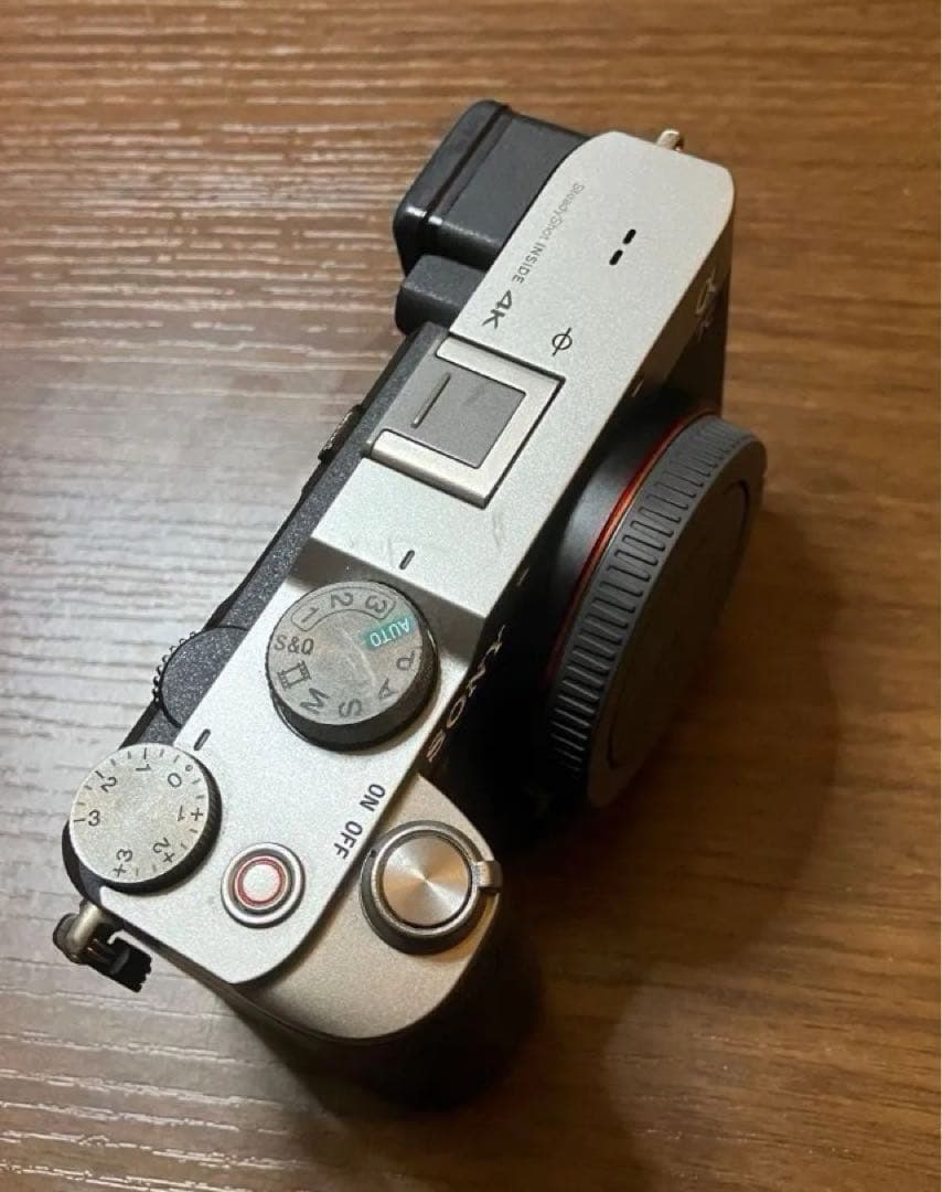 a*t様 SONY　α7C ズームレンズキット ILCE-7CL（S）シルバー