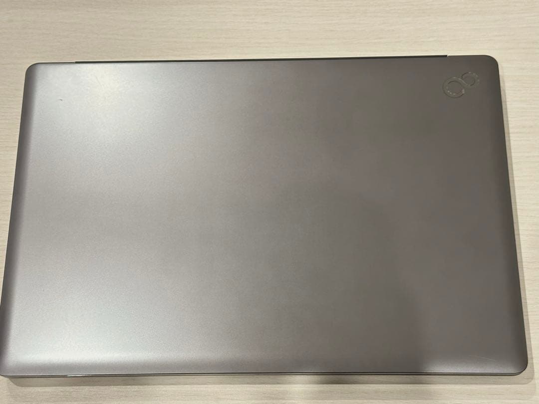 FMV LIFEBOOK （軽い）