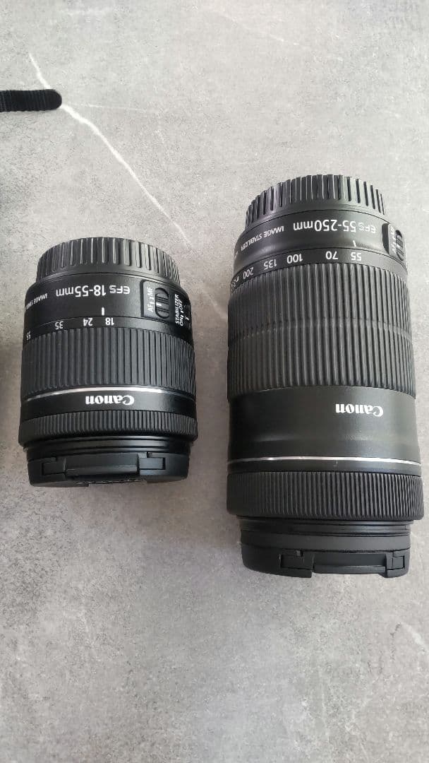 【良品】Canon EOS Kiss X10 トリプルレンズ 一眼レフカメラ