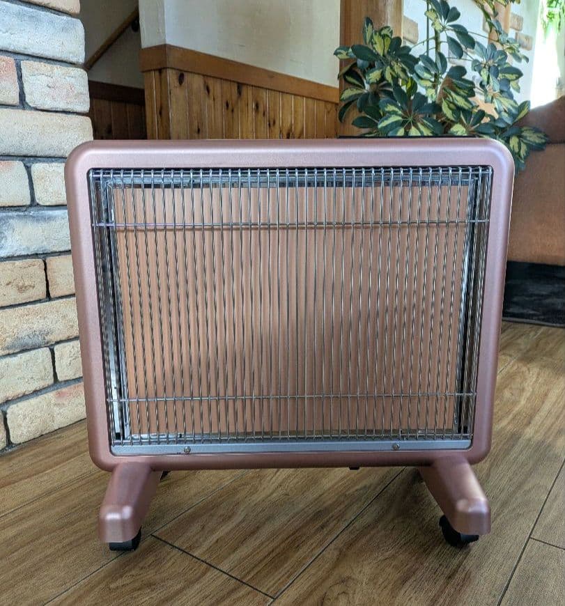 美品　サンルミエ E800L-TM3 タイマー付　遠赤外線暖房器　ピンク