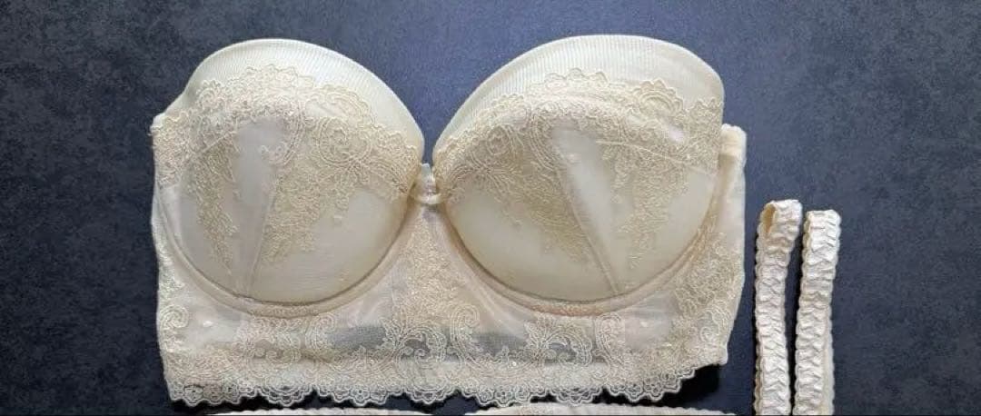 フォーシスアンドカンパニー E70 ブライダルインナー ウェディング