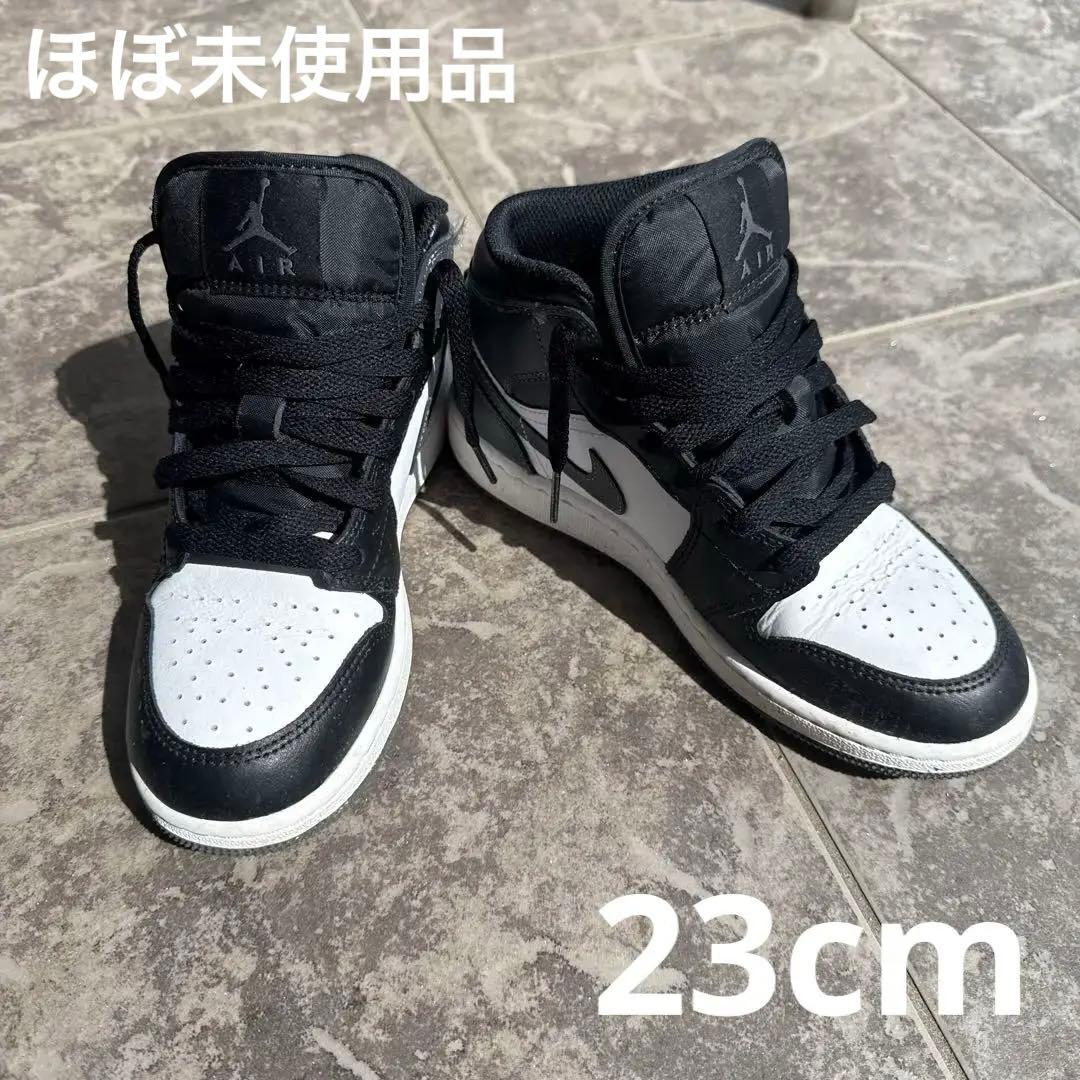 【超美品】エアジョーダン1/ジュニア/ブラック/ホワイト/グレー/23cm/箱有