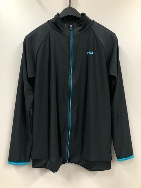 新品☆LL♪黒系ブルー系♪FILA水着4点セット♪長袖レギンス☆g500