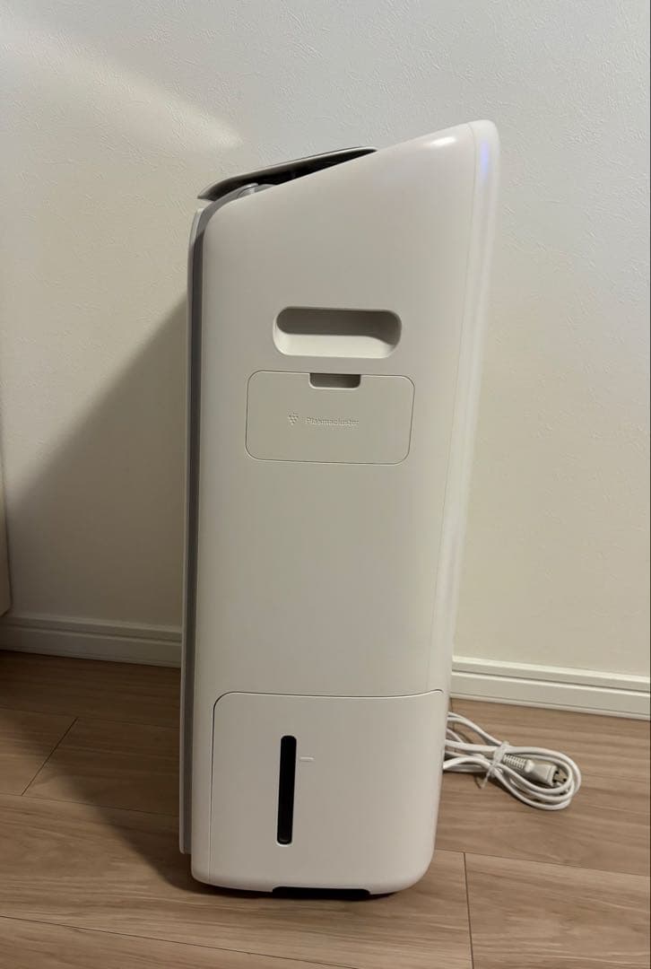 【週末限定値下げ】衣類乾燥除湿機_SHARP_CV-RH140-W