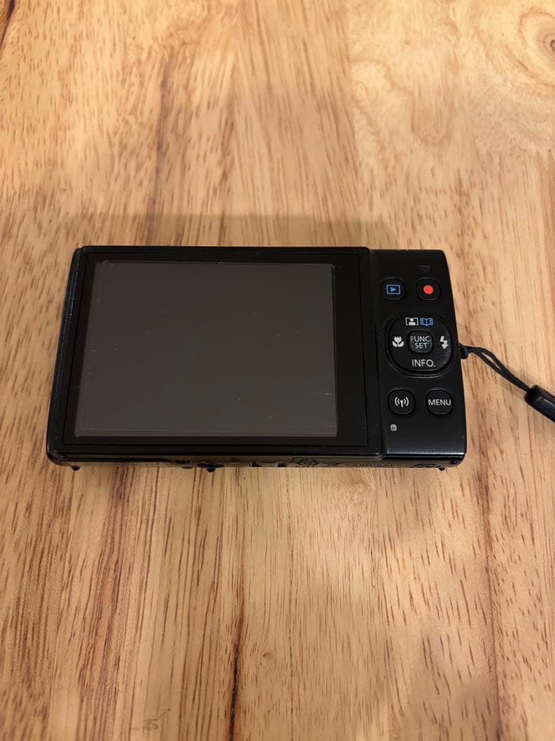 Canon IXY650 ブラック 充電器付き ジャンク品