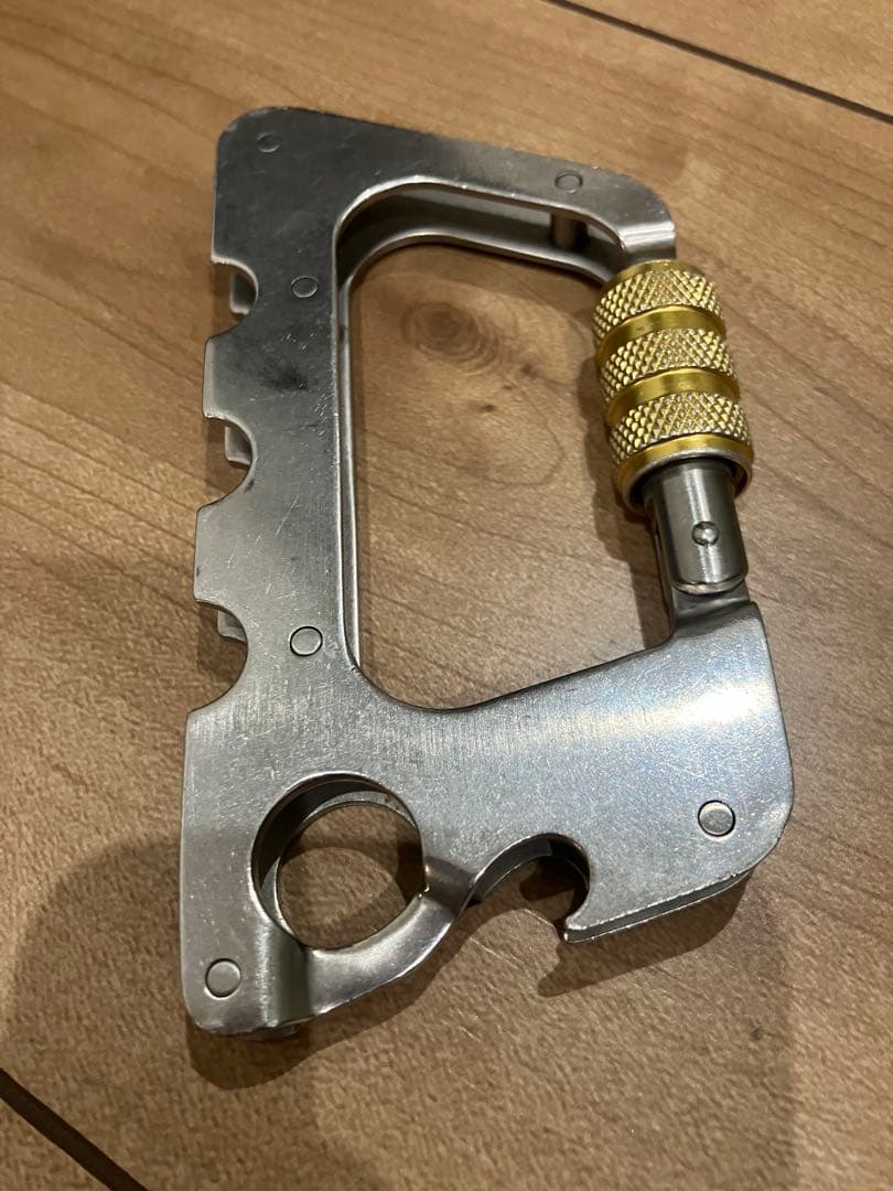 オークリー カラビナ キーホルダー【中古品】Oakley l Works