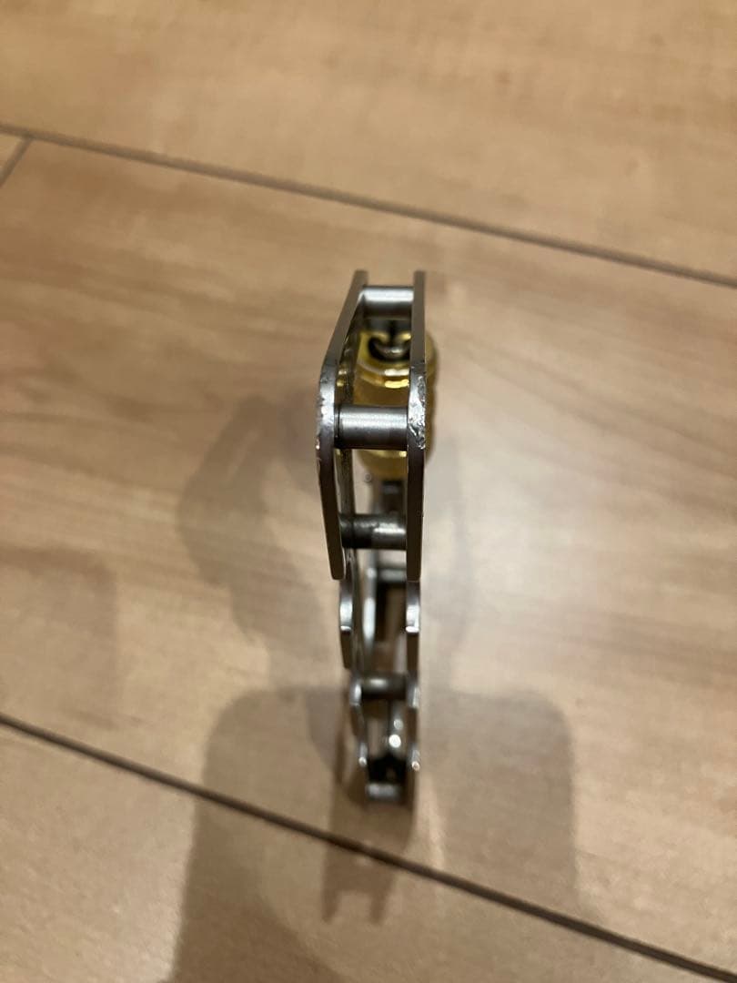 オークリー カラビナ キーホルダー【中古品】Oakley l Works