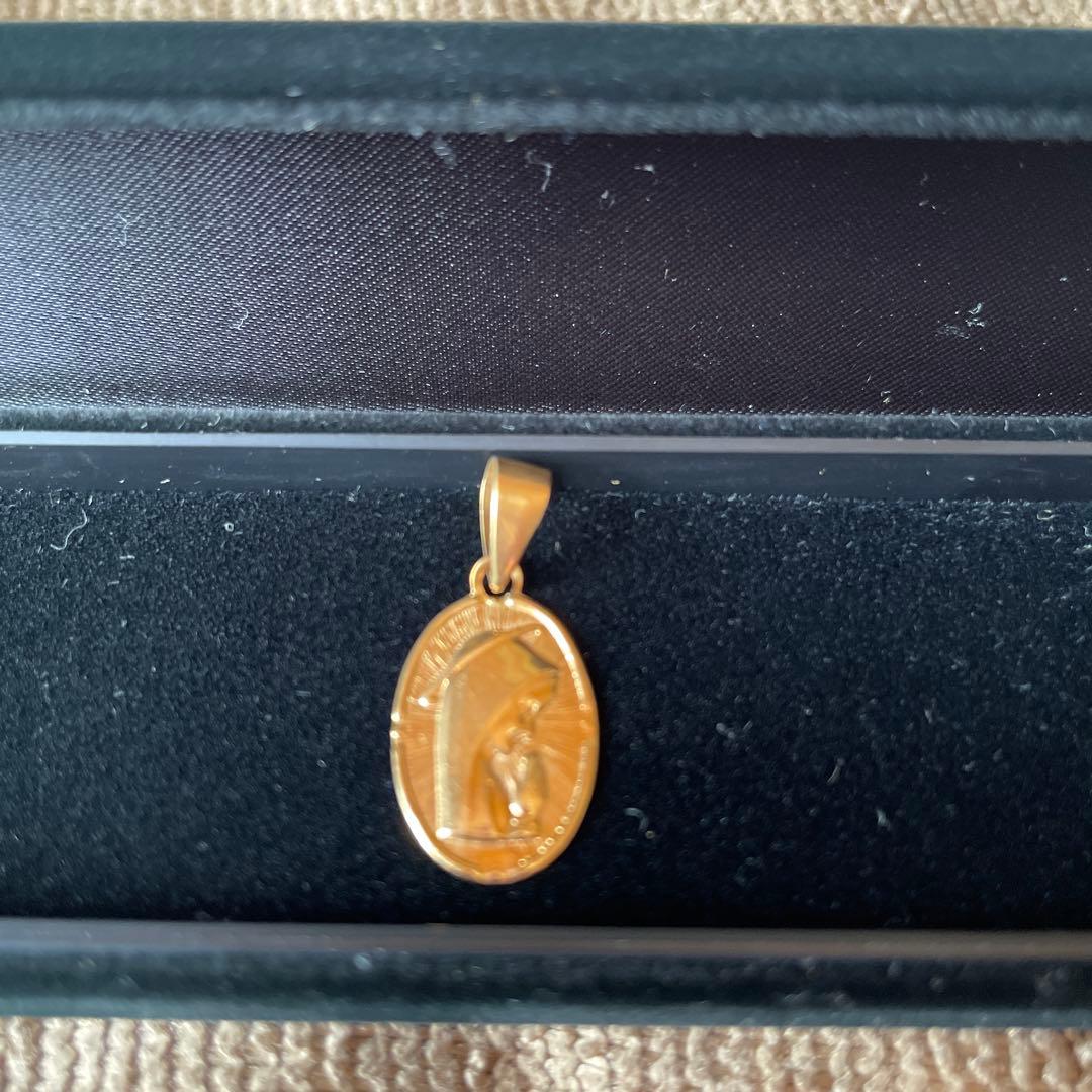 18K金 マリア像 メダル型ペンダント