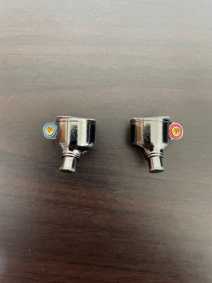 イヤホン FIIO FD7