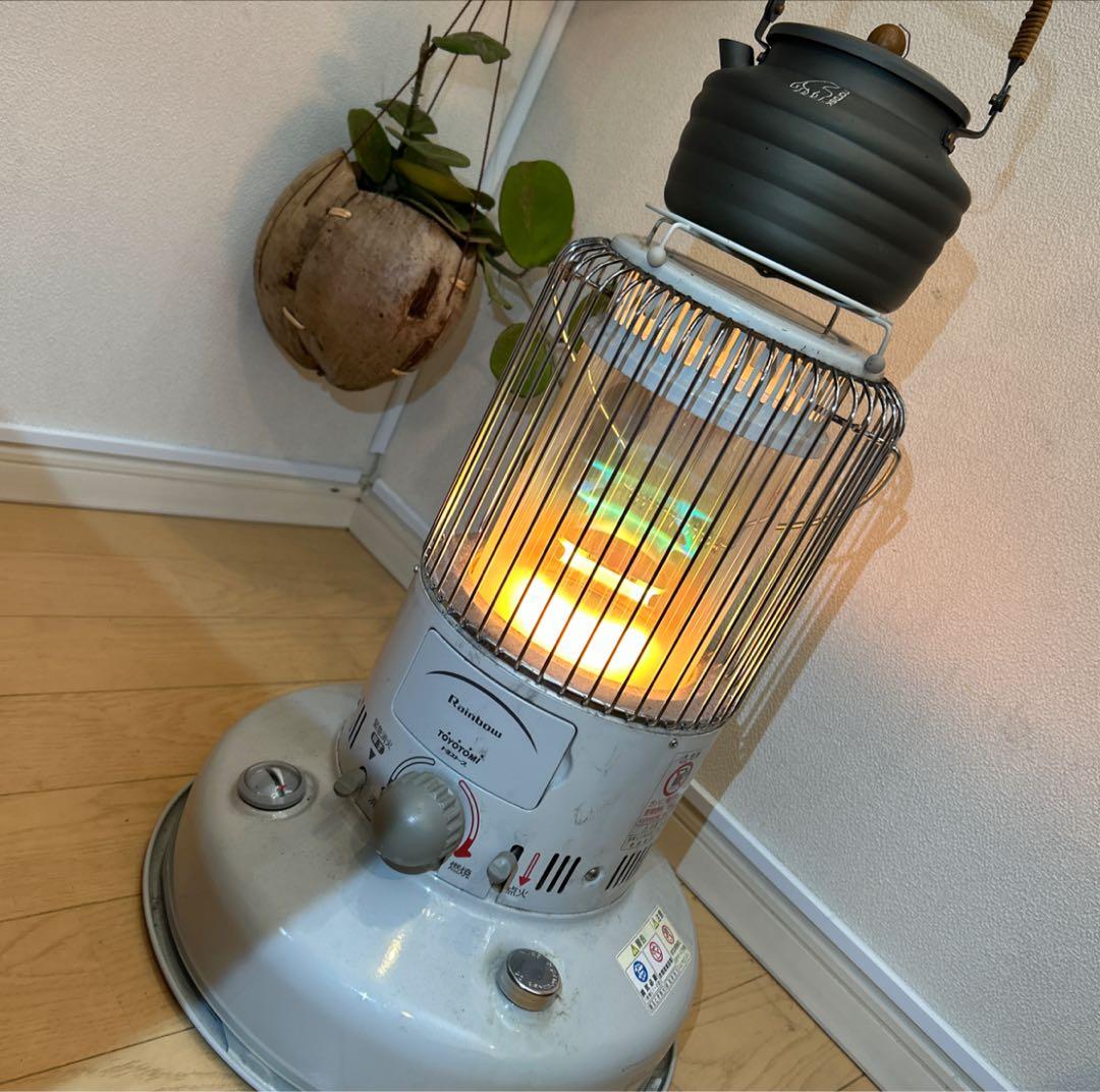 トヨトミ TOYOTOMI レインボーストーブ石油ストーブ RB-25Cホワイト