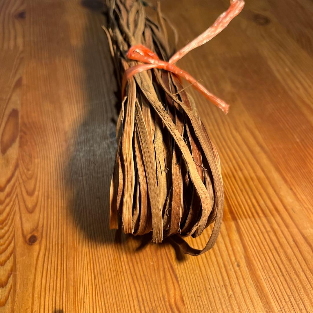 山葡萄の蔓　5ミリ幅ひご　５０本