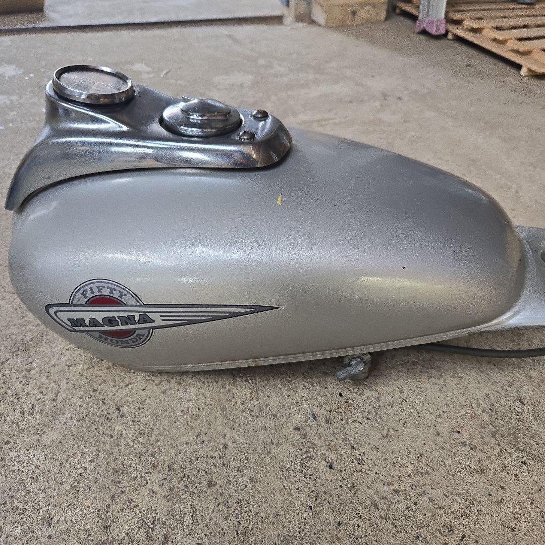 ポン付け可能！！マグナ グレータンク！