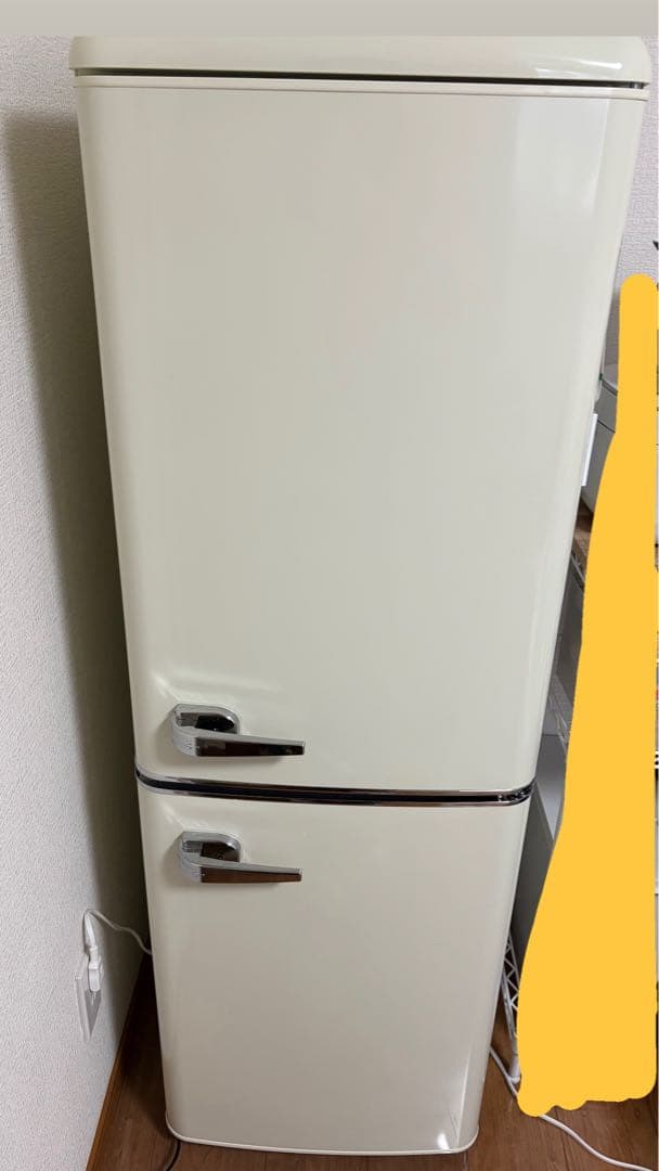 Retoro レトロかわいい冷凍冷蔵庫　130L オフホワイト