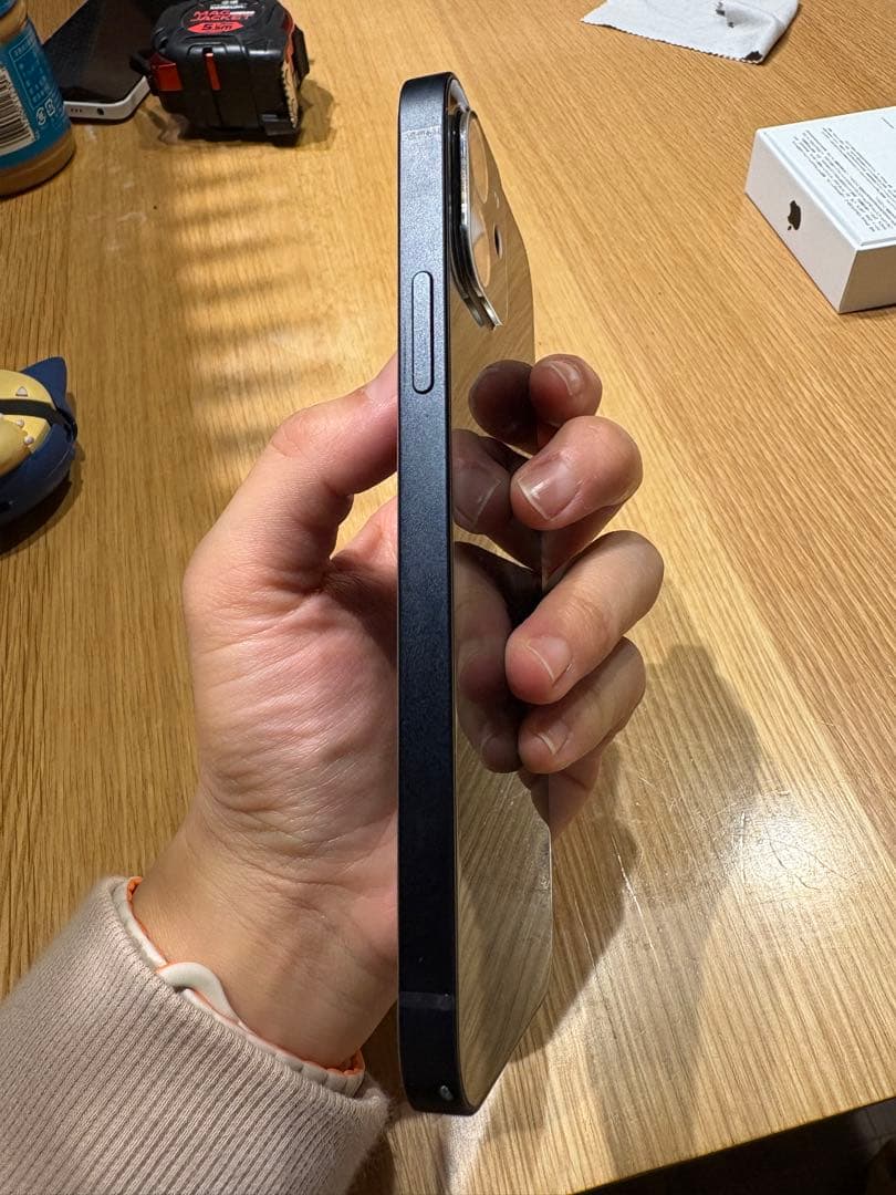 美品　iPhone 12 64GB 箱付き　ブラック　SIM