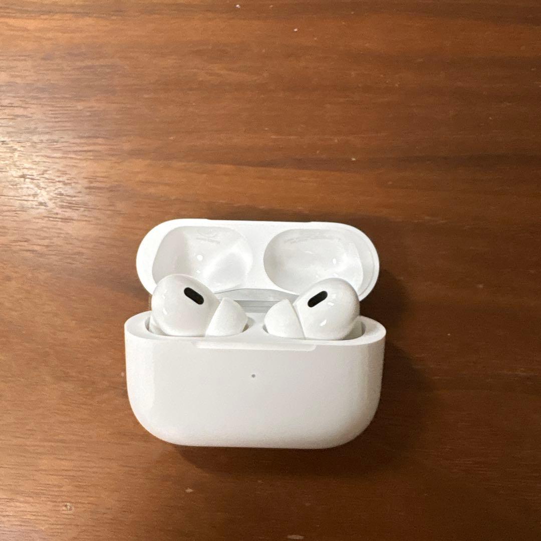 Apple AirPods Pro 第2世代　USB-C 限定保証つき