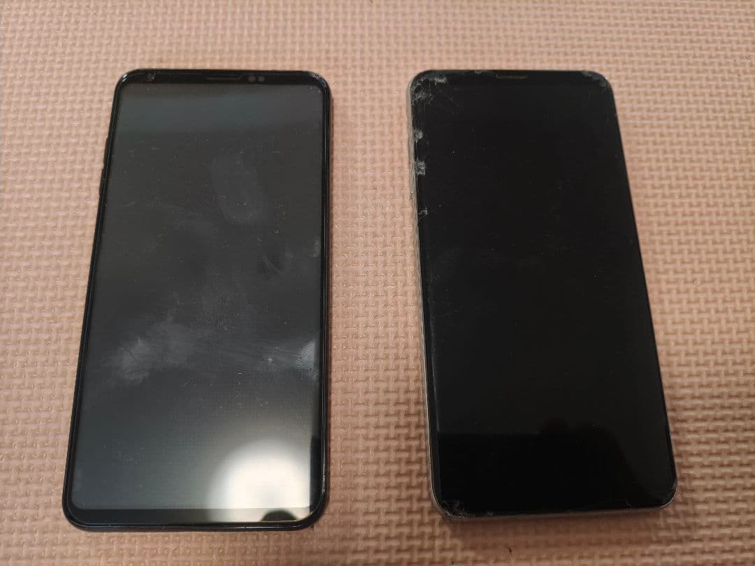 L-01k docomo ブラック シルバー 2台セット