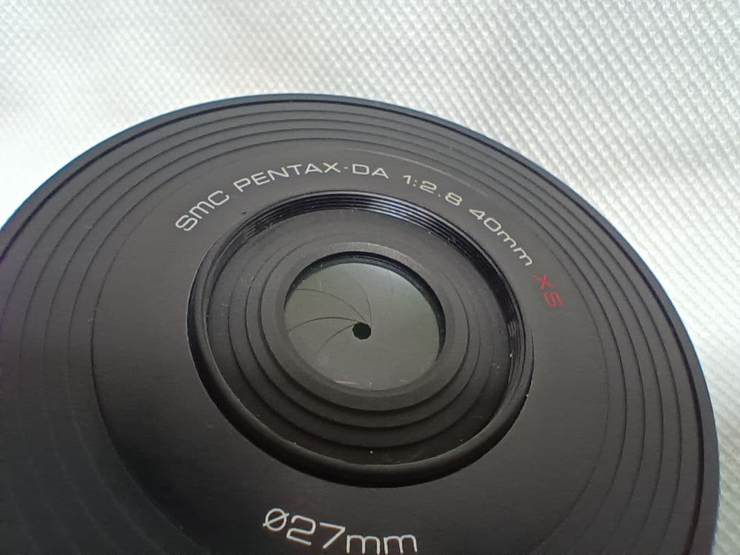 ビスケットレンズ SMC PENTAX DA 40mm F2.8 XS 本体