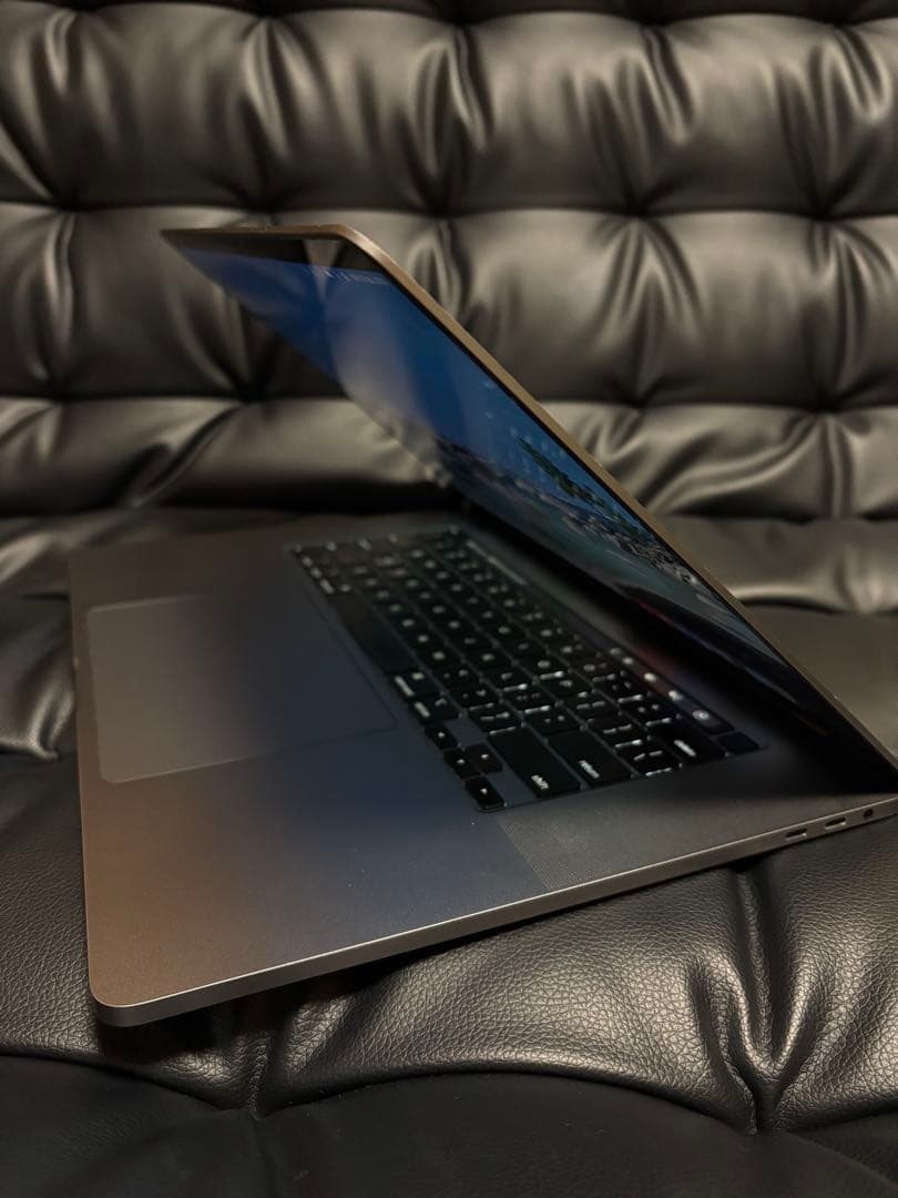 Apple MacBook Pro 16インチ スペースグレー 512GB