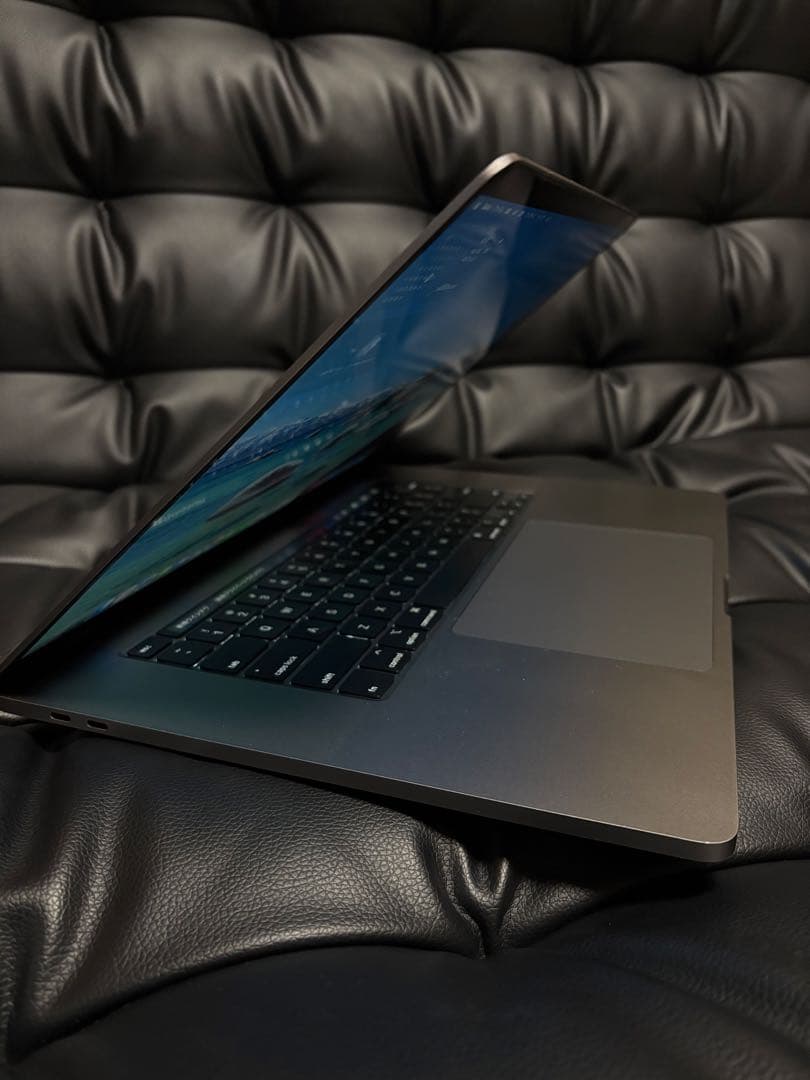 Apple MacBook Pro 16インチ スペースグレー 512GB