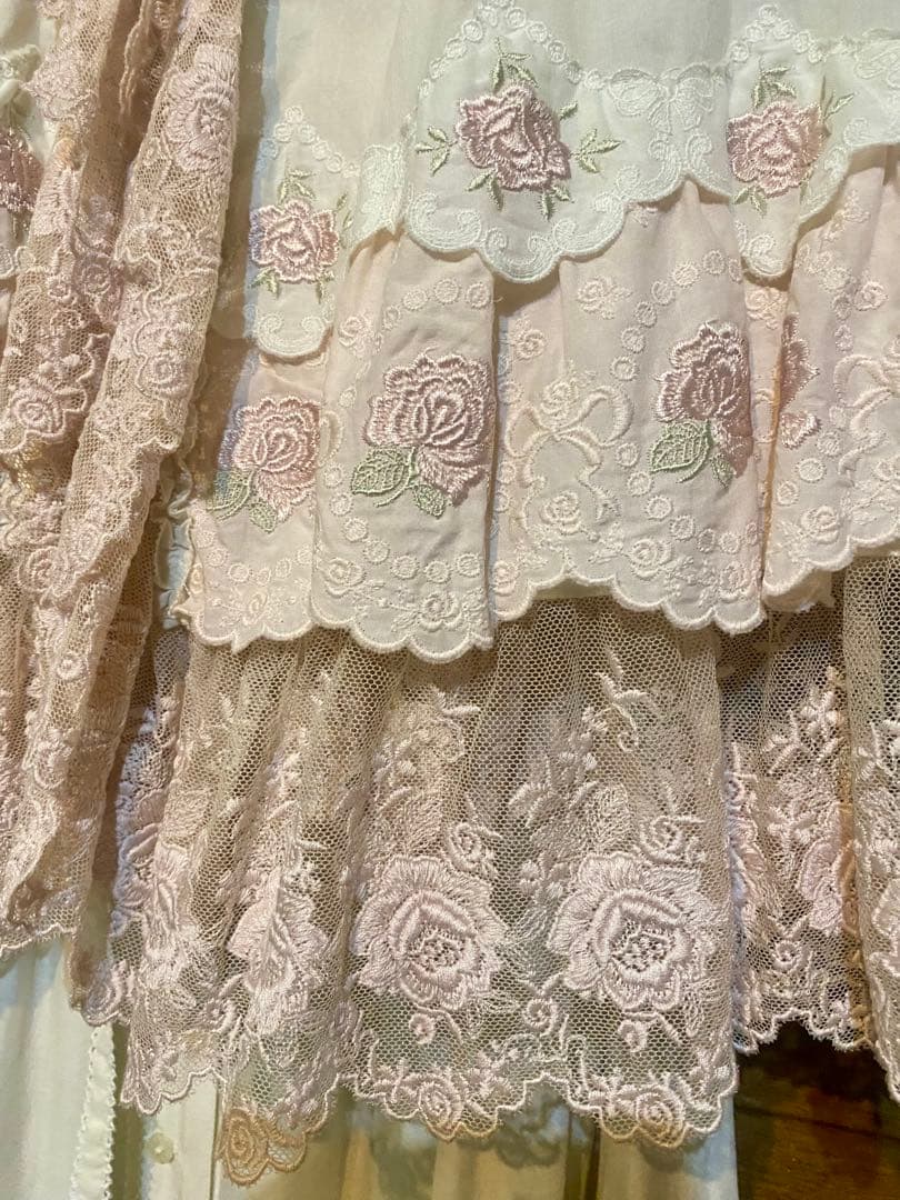 ピンクハウス．ローズレースセットアップ