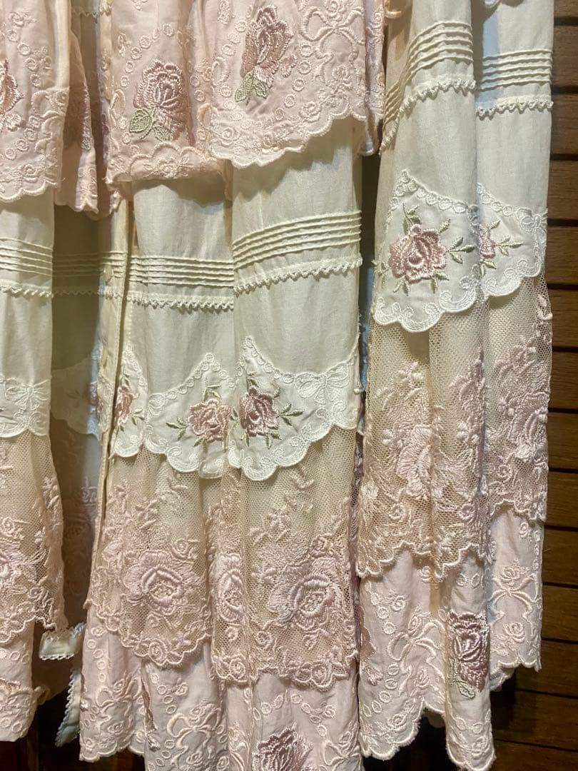 ピンクハウス．ローズレースセットアップ