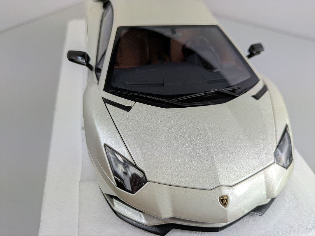 1/18 ミニカー オートアート ランボルギーニ アヴェンタドール S Aa