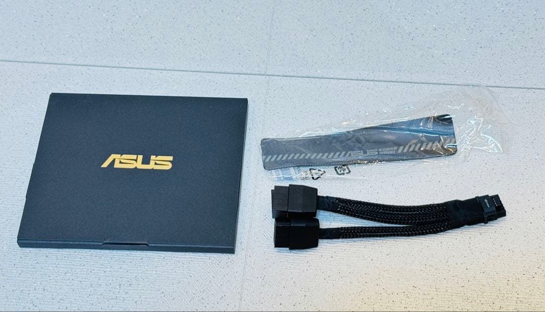 ASUS PRIME GeForce RTX 5070 Ti グラフィックカード