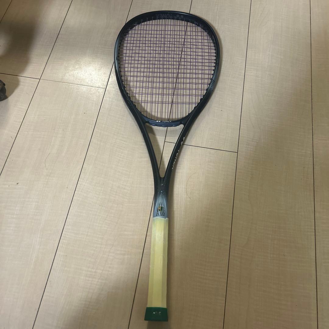 軟式テニスラケット ボルトレイジ8sケース付き