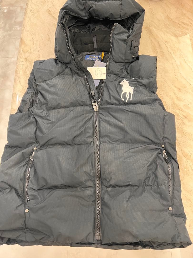新品未使用ラルフローレンBIGポニーロゴ フード付き　メンズ　ダウンベスト値下げ
