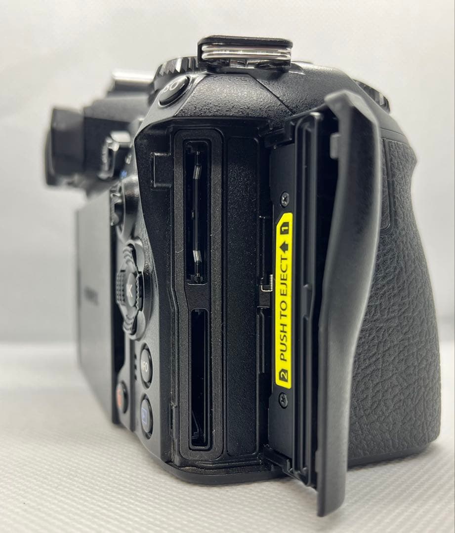 ショット8320回OLYMPUSOM-DE-M1 Mark IIIバッテリー2個