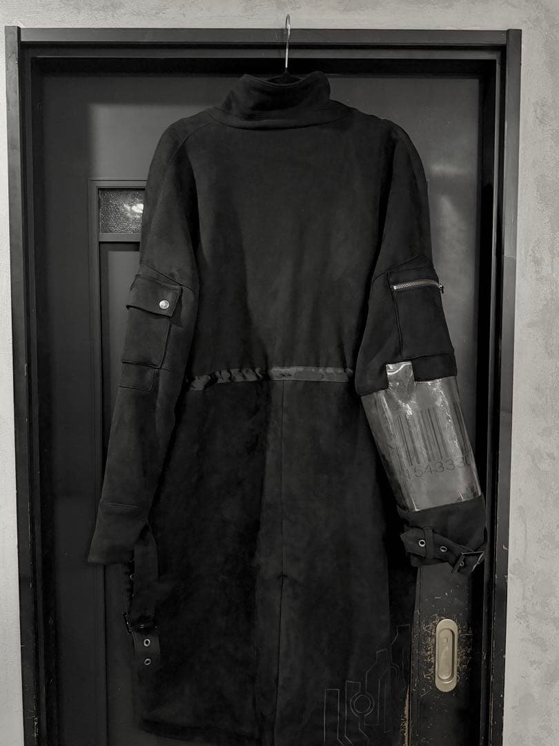 じんいち可愛い黒コート