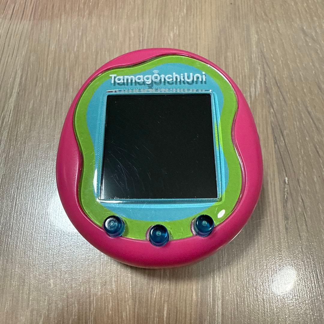 Tamagotchi Uni Pink Wi-Fi対応　たまごっち　ユニ　ピンク