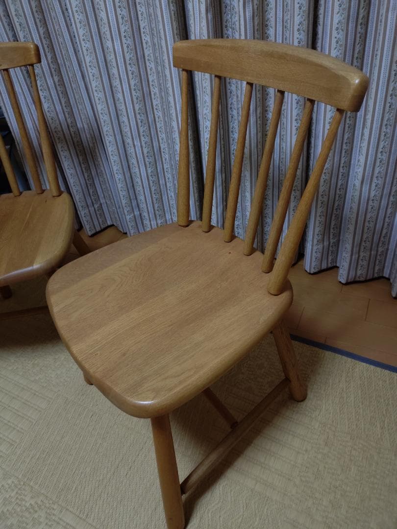 木製ダイニングチェア スピンドルバック