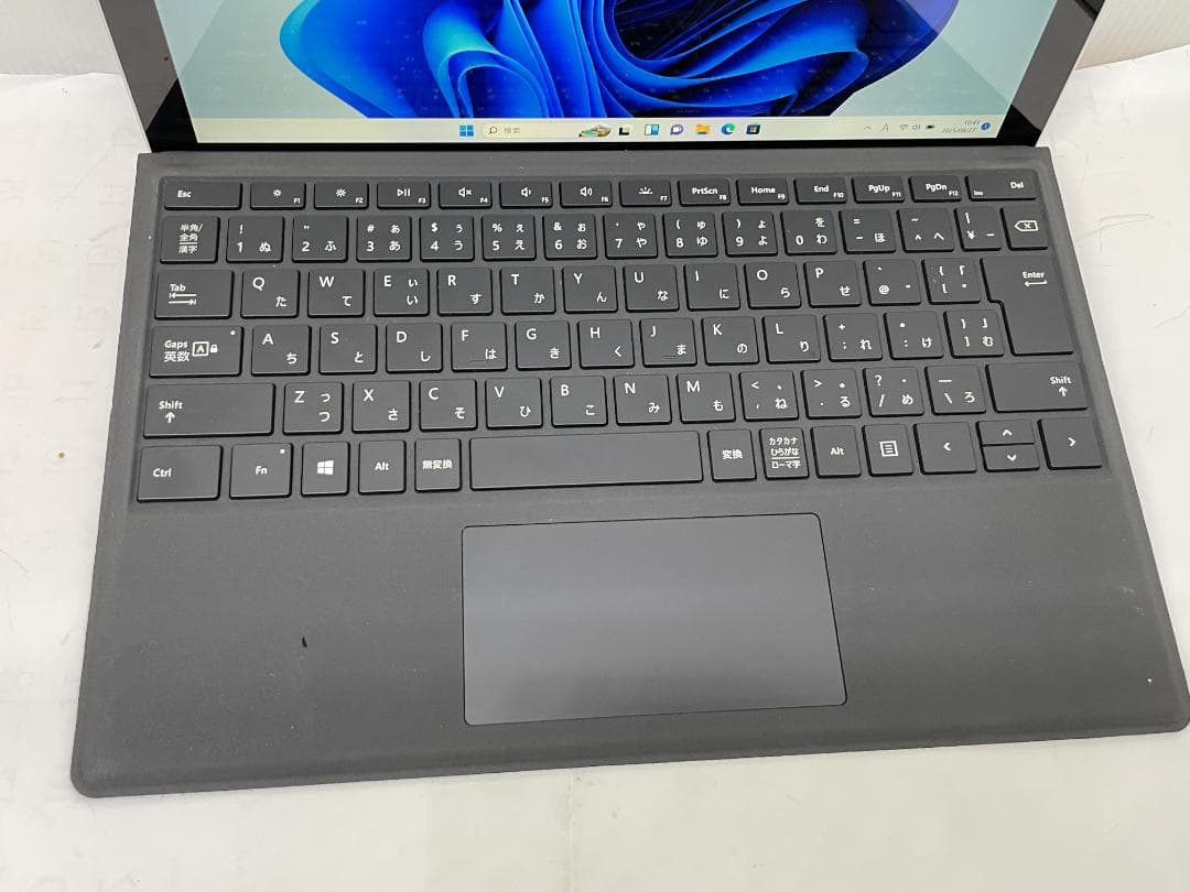 Microsoft Surface Pro 　8GB RAM SSD256GB