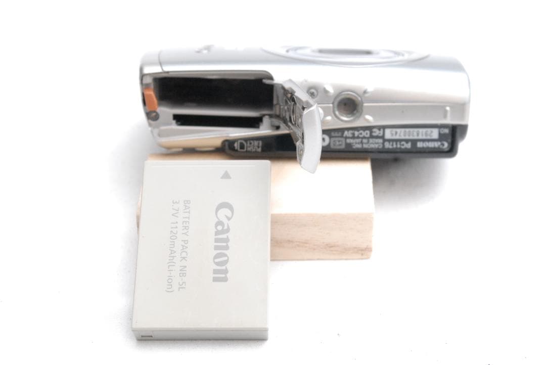 Canon IXY DIGITAL 800IS (良品）