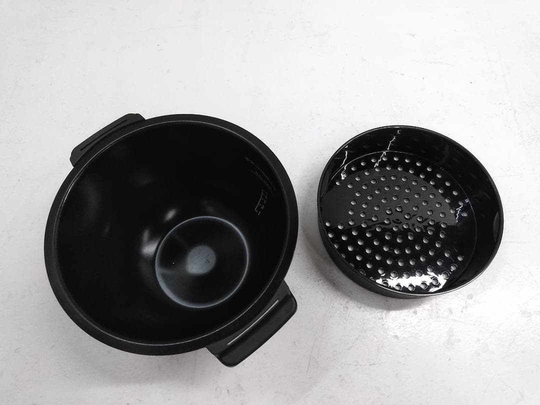 SHARP 水なし自動調理鍋 ヘルシオ 2.4Lタイプ KN-HW24G-R ♪