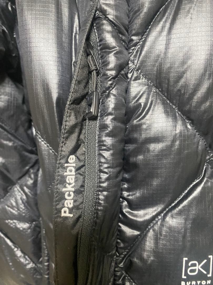 Burton [ak] 457 ダウンジャケット L ブラック