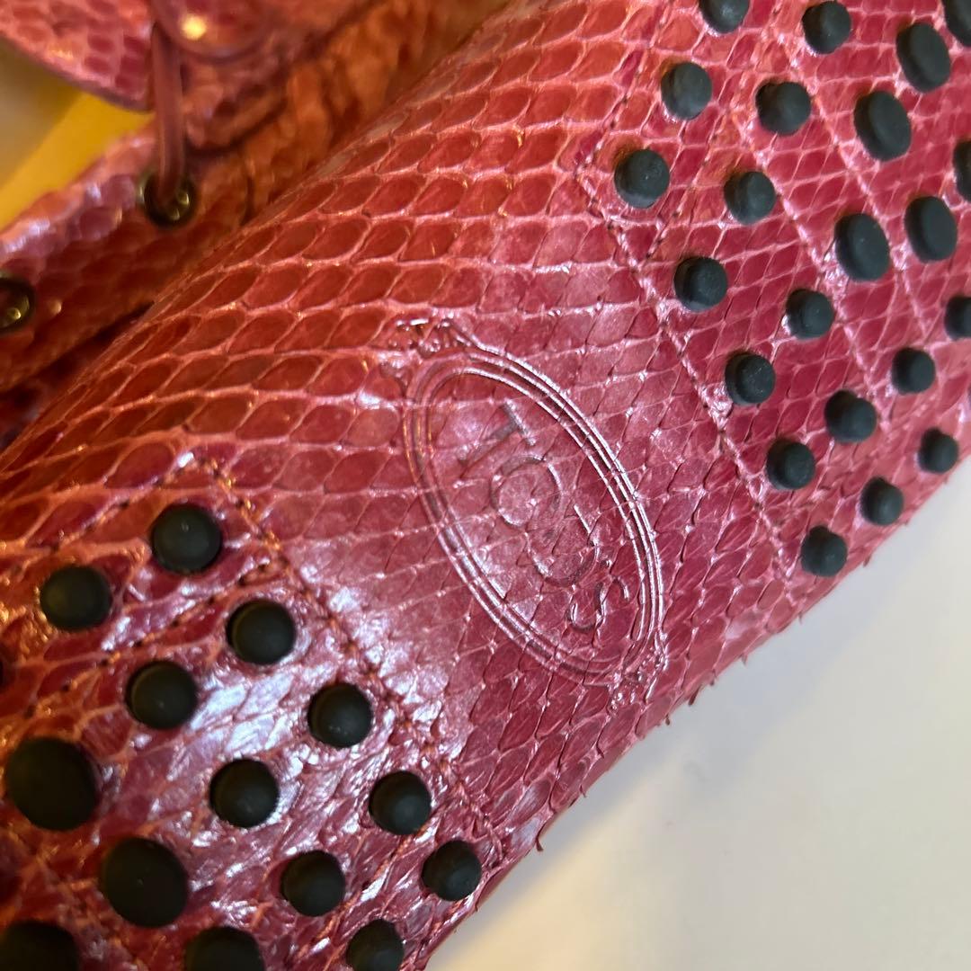 未使用　TOD'S トッズ　パイソン　ドライビングシューズ 37