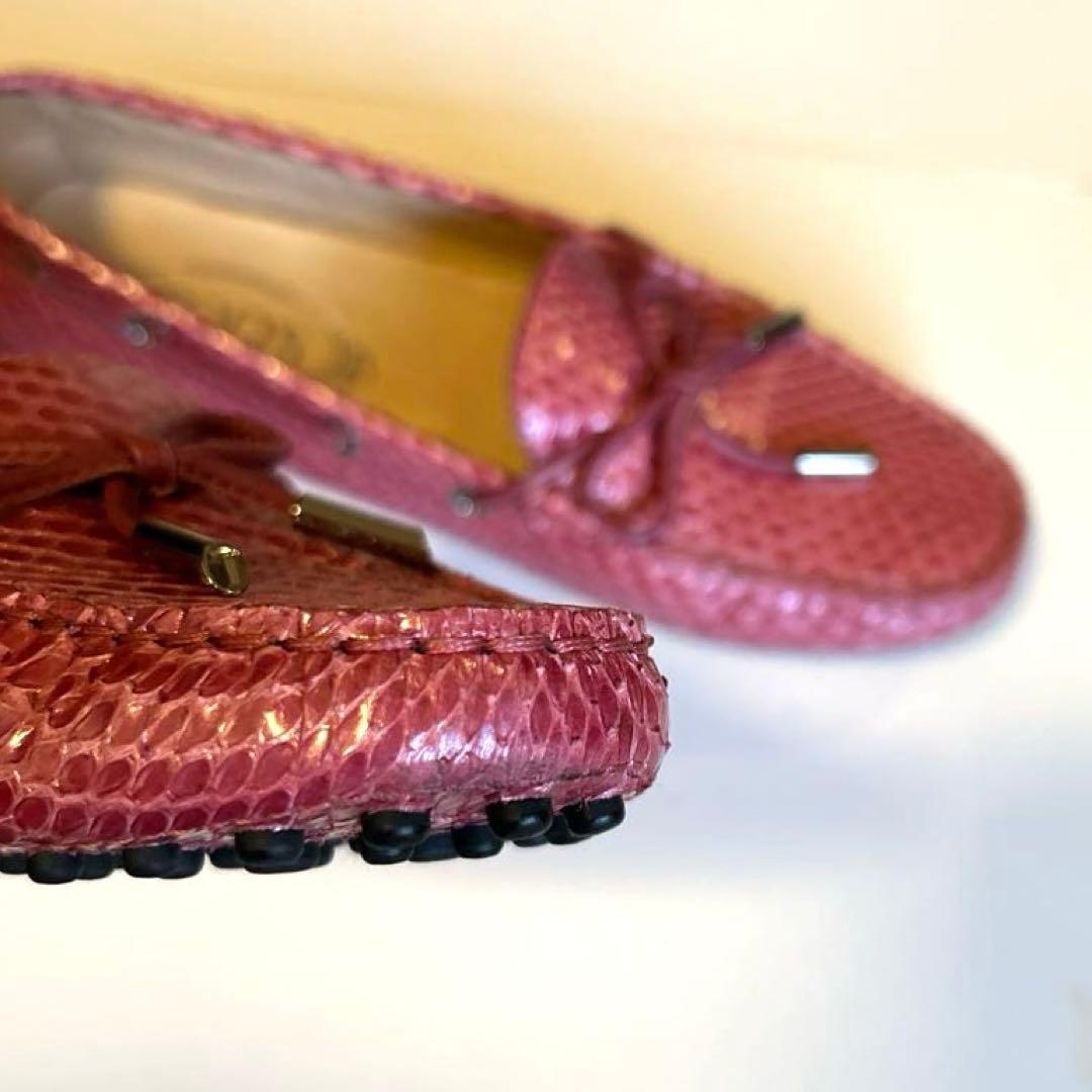 未使用　TOD'S トッズ　パイソン　ドライビングシューズ 37