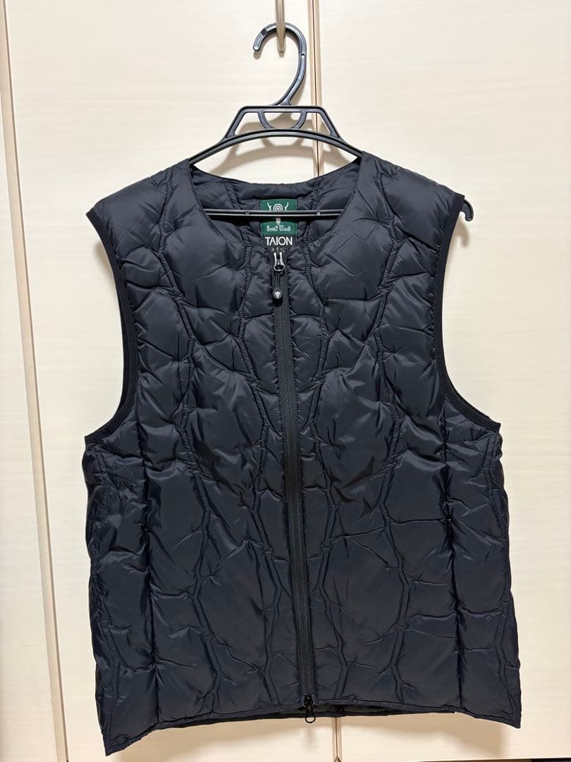 【新品】South2 West8 x TAION Inner Down Vest