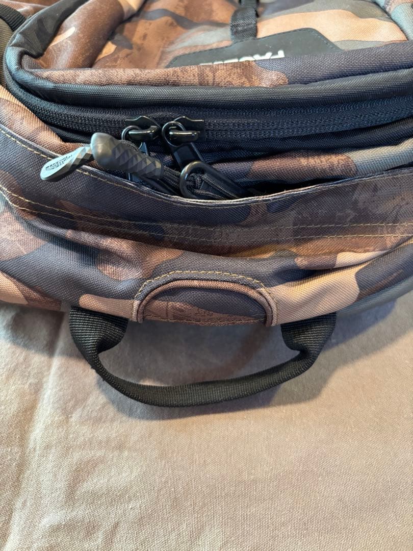 THE NORTH FACE HOT SHOT カモフラージュリュック